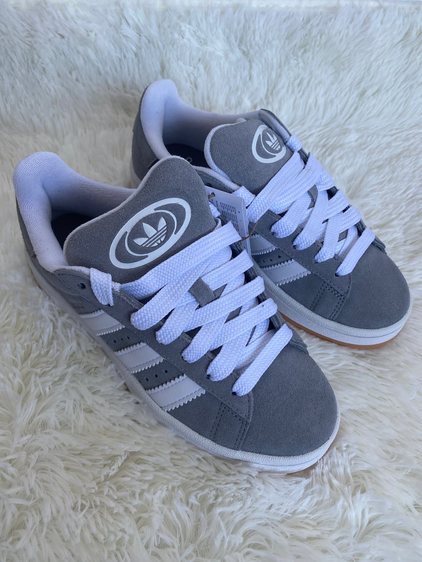 Adidas Campus 00s nere