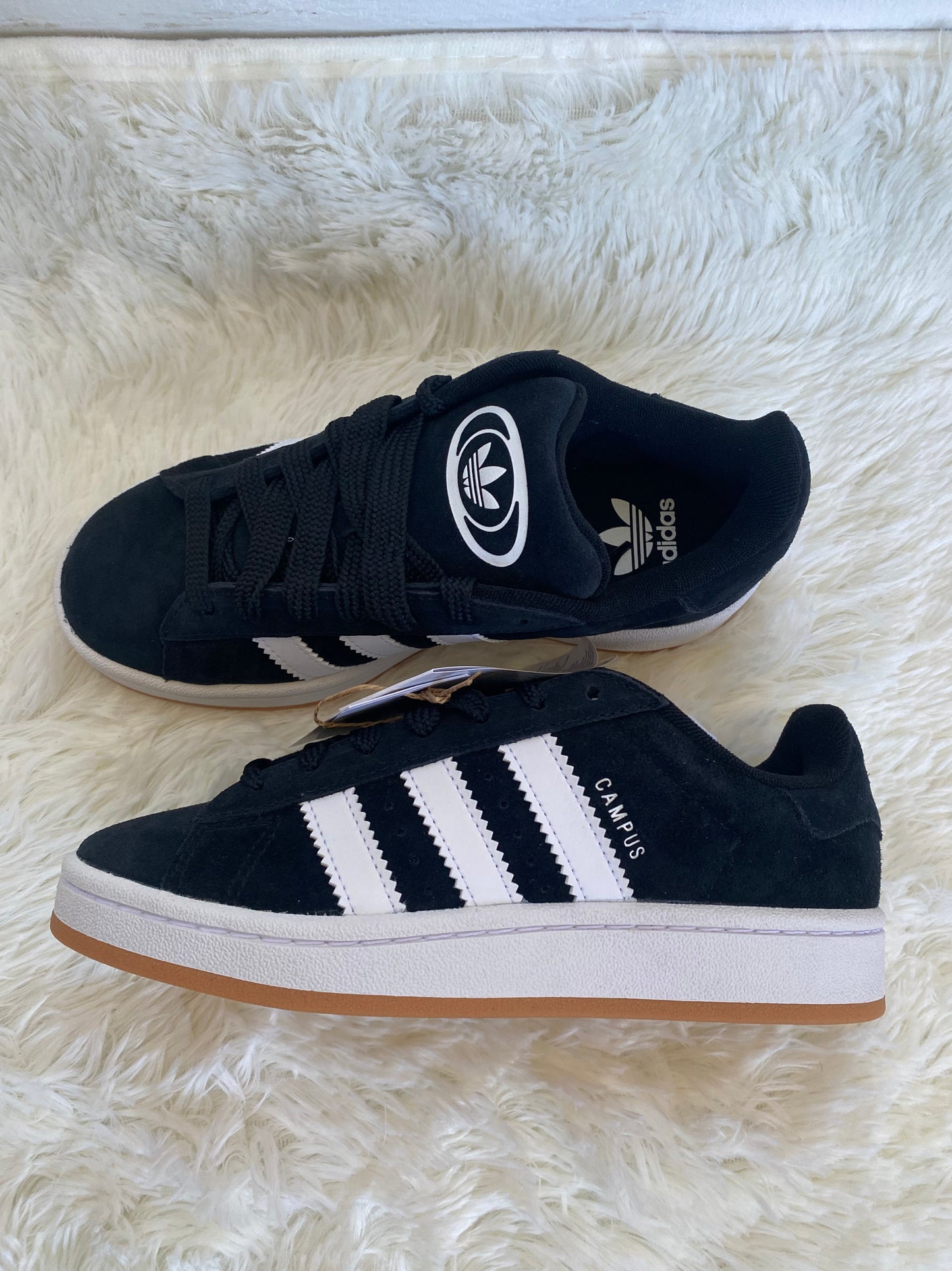 Adidas Campus 00s nere