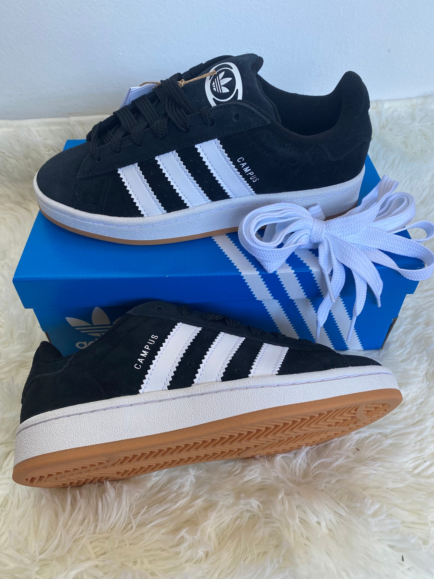 Adidas Campus 00s nere