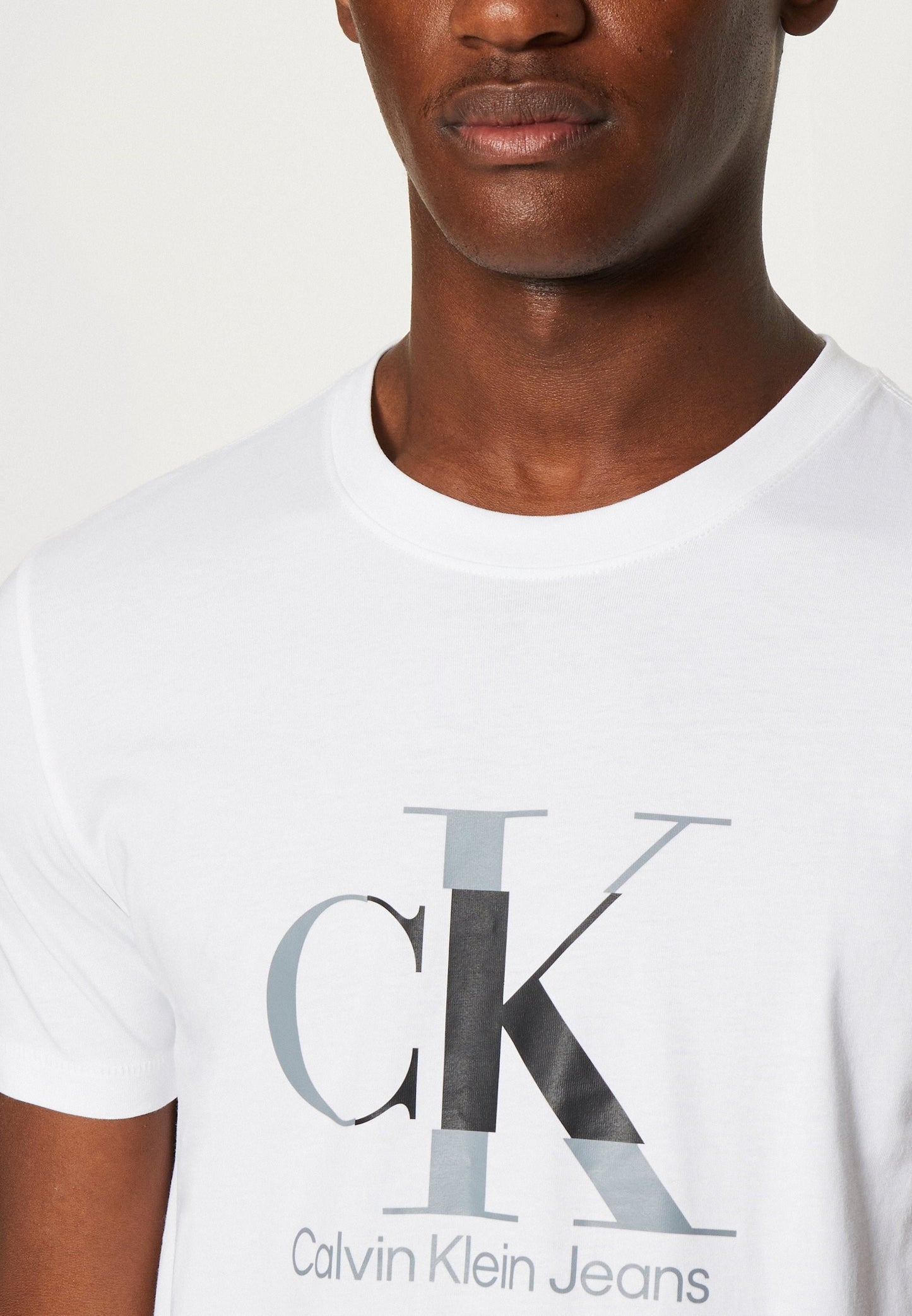 T-shirt Calvin Klein